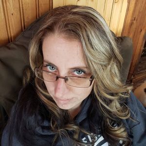 Meet your Posher, Desiree